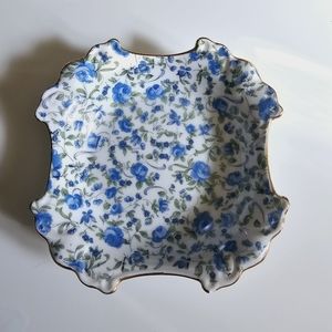 Vintage Hand painted Gold Trim Vintage Porcelain 4 Handle Serving Dish Roses